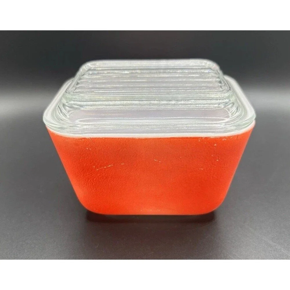 Vintage Pyrex 0501 Red glass Small Refrigerator Dish W/ Ribbed Lid 3”